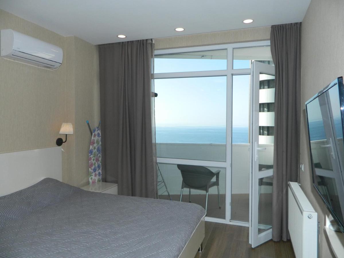 Апартамент С Видом На Море Batumi Kültér fotó