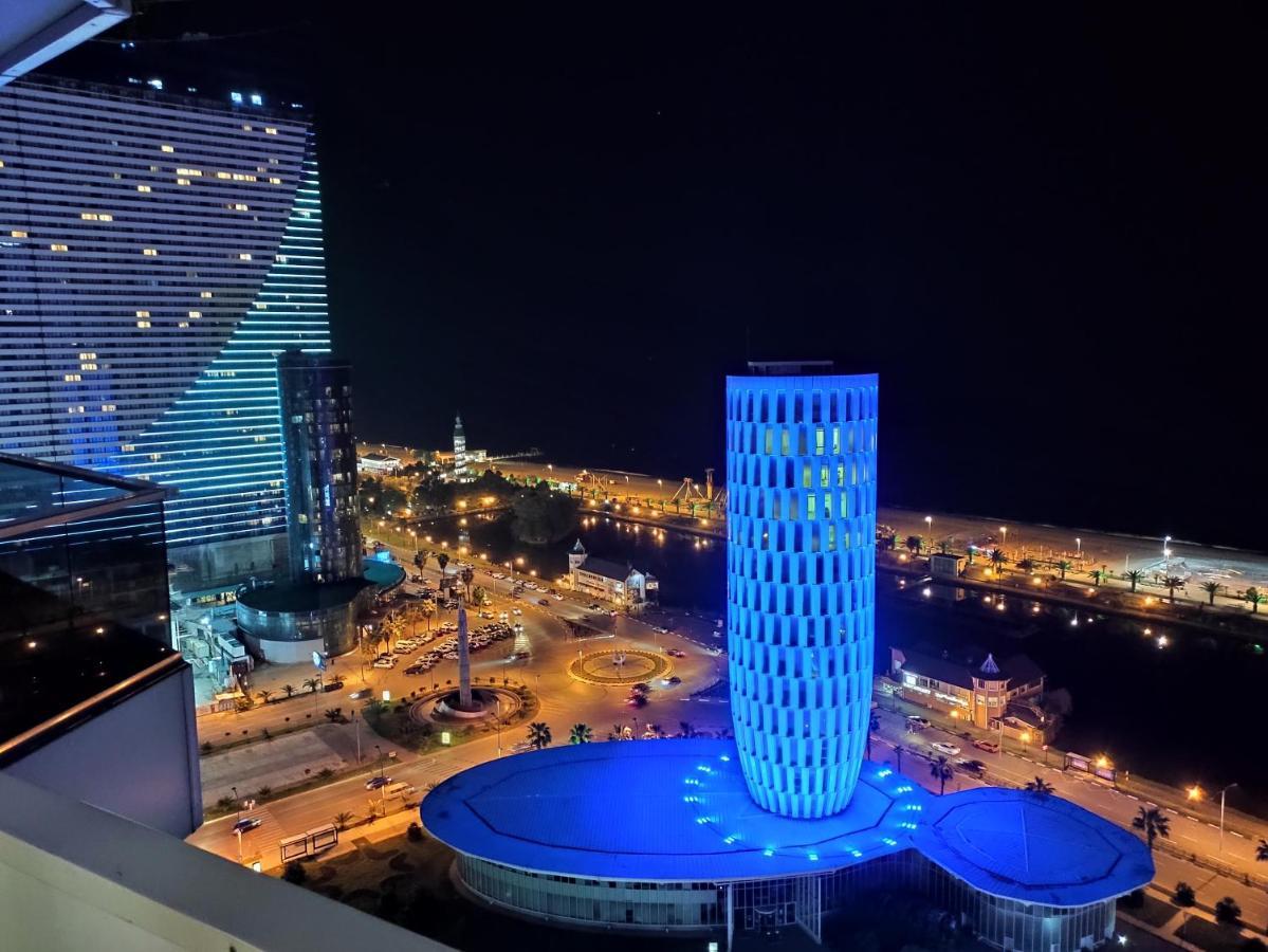 Апартамент С Видом На Море Batumi Kültér fotó